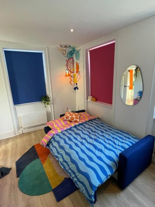 Colourful Apartment In Margate KENT エクステリア 写真